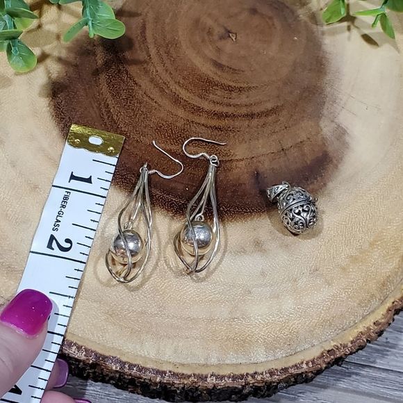 Sterling Silver stamped 925 earrings and pendant‎ - Picture 3 of 7